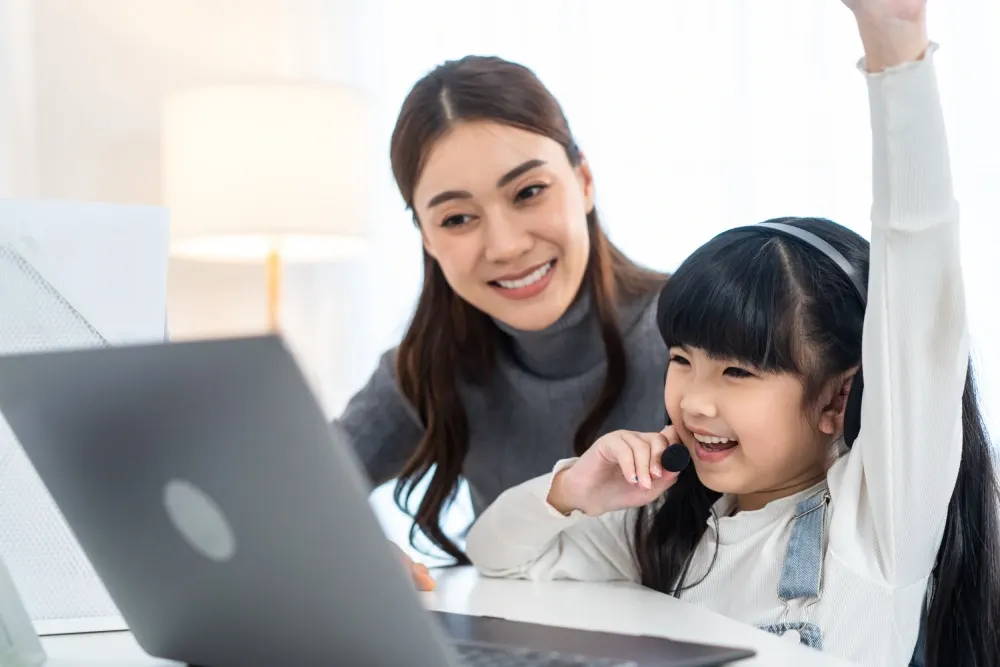 4 Cara Meningkatkan Motivasi Belajar Online Agar Sama Serunya dengan Belajar Tatap Muka
